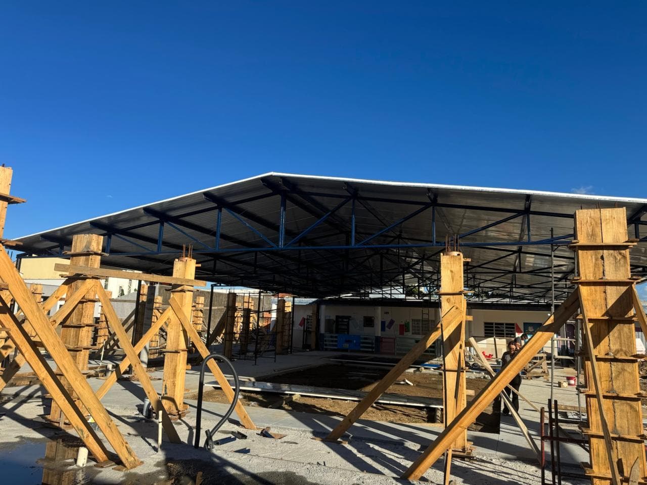 Cobertura viabiliza novo espaço de lazer para crianças do CEI Leonor Lima Brasil - Prefeitura de Tubarão