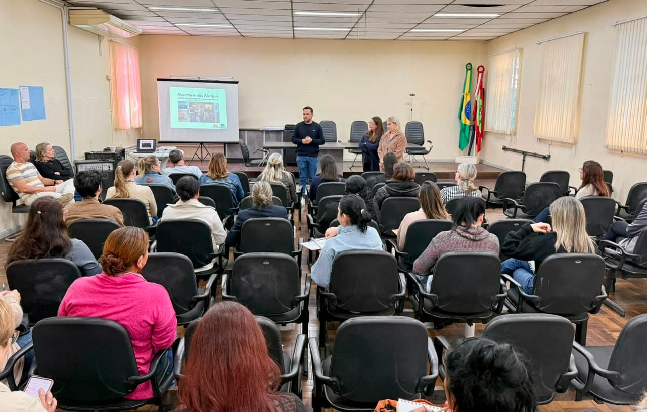 Tubarão capacita servidores da Assistência e Saúde para atuação em abrigos temporários