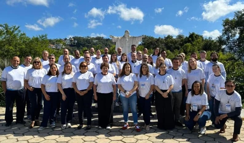Colégio de Tubarão integra rede sul-americana de educadores em encontro internacional