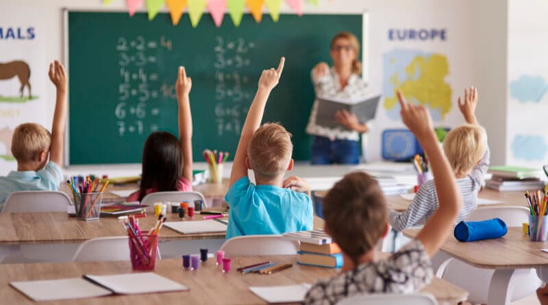 Educação realiza chamada para escolha de vagas de maneira presencial nesta quinta-feira (1º) - Prefeitura de Tubarão